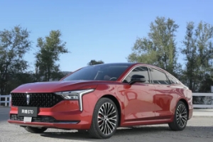 奔騰b70油耗多少真實油耗,2.0T車型最高油耗實測10L