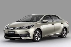 卡羅拉油電混動2022款價格,市場最新款報價10萬起