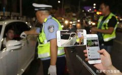 喝完一瓶啤酒過多久才能開車?交警:過了這個點,查不出一點酒精