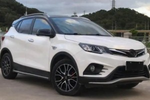 東南dx3空氣濾芯位置 位于發動機艙右下角