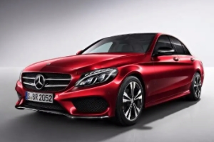 奔馳c級2022新款首付多少 入門版本僅售32.52萬(全款落地36.54萬)