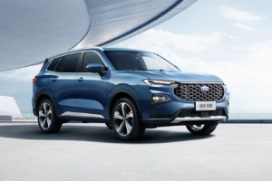 福特領睿口碑怎么樣 車身長達4.6米(搭載1.5T發動機)