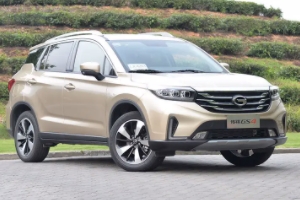 廣汽傳祺gs4油耗多少 百公里耗油量7.25升到7.45升(燃油消耗非常經(jīng)濟)