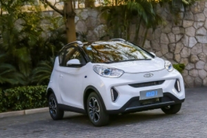 奇瑞小螞蟻2022款價格 奇瑞小螞蟻2022款售價7.39萬(分期首付2.78萬)