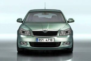 斯柯達明銳二手車多少錢 二手明銳售價3萬(表顯里程3.74萬公里)