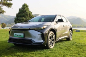 廣汽豐田純電bz4x價格 純電bz4x價格是19.98萬起(續航能力好)