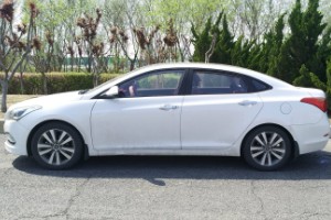 現代名圖是什么變速箱 兩種配置(雙離合和CVT變速箱)