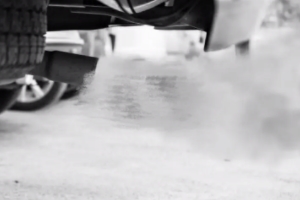 四輪定位有什么用要多少錢 提高穩(wěn)定性減少轉(zhuǎn)向機(jī)異常磨損(100-300元)