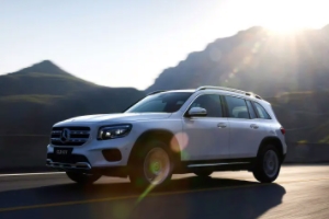 glb220奔馳2022款落地價 新車售價29.59萬元(必要花費14963元)