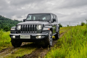 牧馬人是進口車嗎 車輛是整車進口銷售(目前沒有國產的版本)