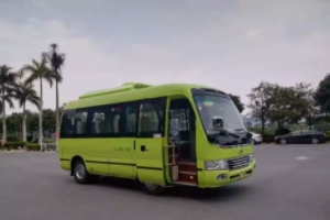 中型客車核載多少人 大于9人小于20人(要求B1駕駛證)