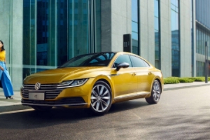 大眾cc怎么樣 車內(nèi)設(shè)計顏值較高、行駛穩(wěn)定性好、加速動力強