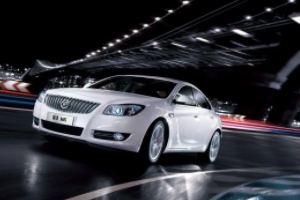 別克君威怎么樣 車身軸距長、內部空間寬敞(動力強勁)