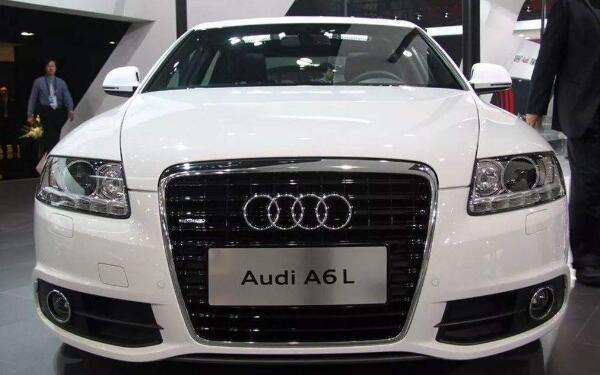 奧迪的車標(biāo)歷史 四個(gè)圈代表四家公司