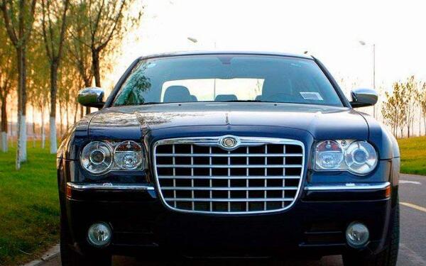 克萊斯勒的車標(biāo)歷史 實力強勁的家族企業(yè)