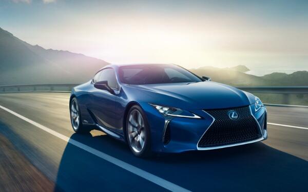 雷克薩斯的車標歷史 驚艷四座的新時代汽車