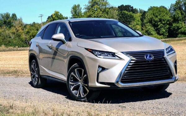 雷克薩斯的車標歷史 驚艷四座的新時代汽車