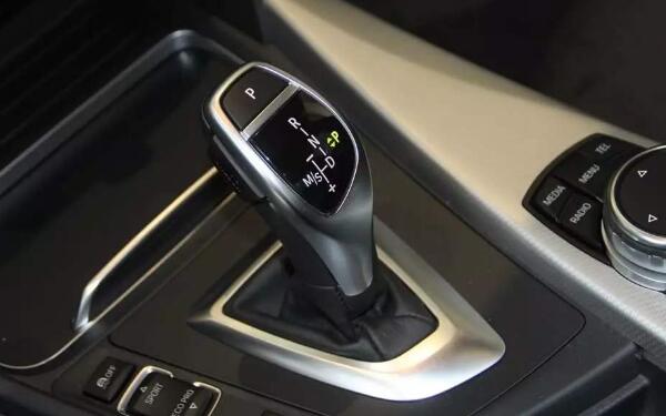 發動機制動是什么意思 利用發動機阻力控制車速