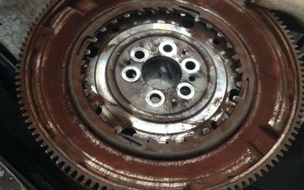 發動機飛輪是什么 飛輪的作用有哪些