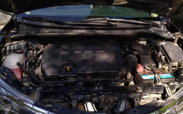 發動機油封是什么 漏油的原因有哪些