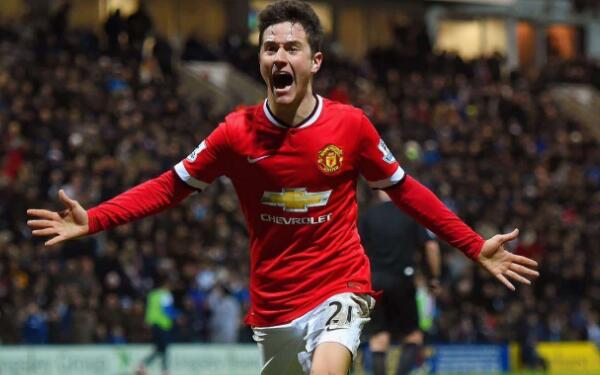 中場發動機是什么 球隊最重要的球員之一	