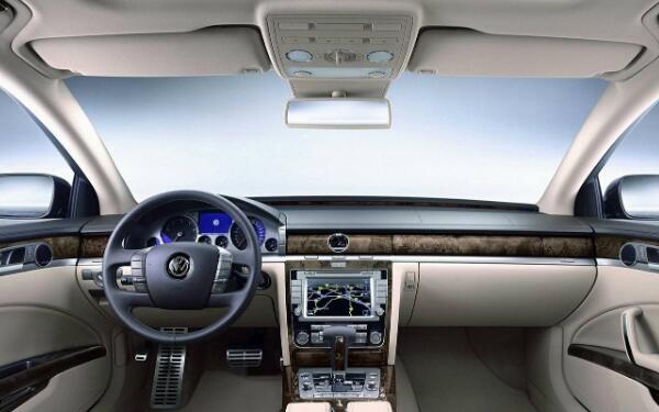 大眾最貴的旗艦車型 輝騰車價(jià)格多少