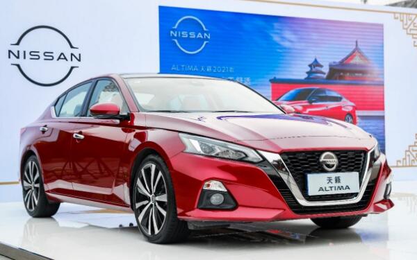 2021款日產(chǎn)天籟價格多少 官方報價17.98-26.98萬元