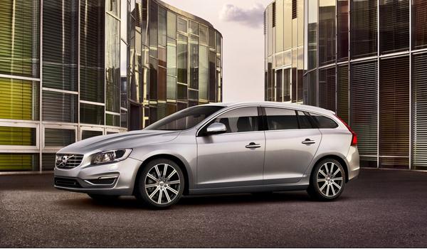 新款沃爾沃V60正式上市,選用冷色調(diào)內(nèi)飾主題