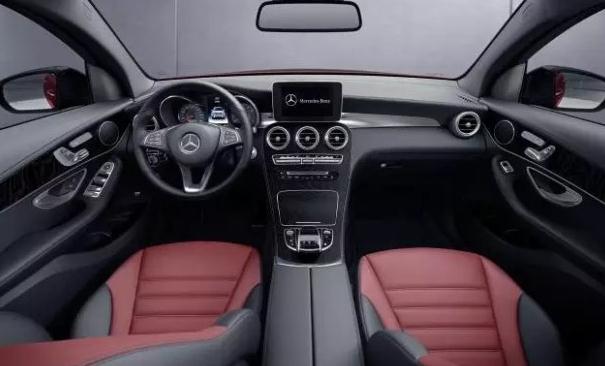 奔馳GLC轎跑SUV正式上市,新車價46.08萬元起