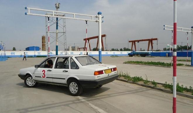 學車要多少錢學費,跟考試通過率有關