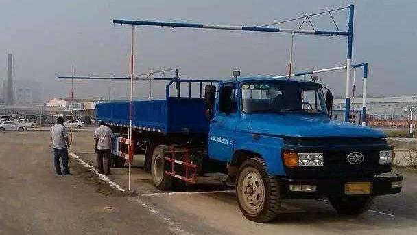 學(xué)車(chē)c1和c2哪個(gè)好,C1更受歡迎