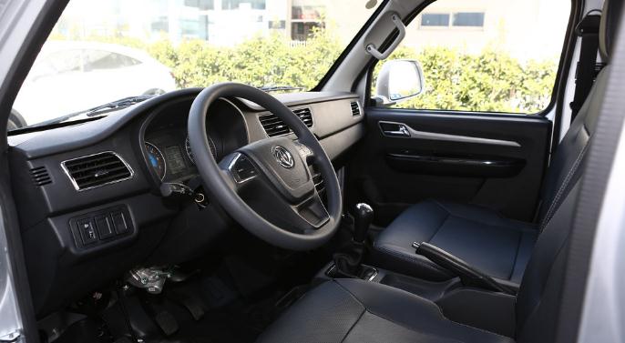 2021款東風小康D51,售價4.79-5.35萬元