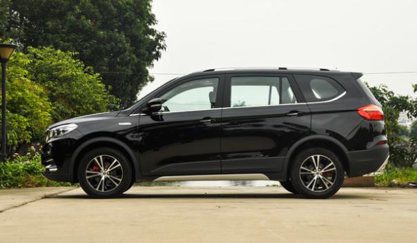 SWM斯威X7新增車型,安全性能大升級