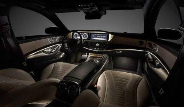 全新一代奔馳S級,車燈是最別致的亮點