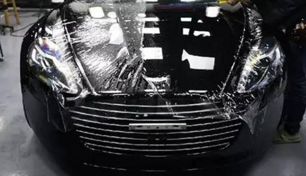 汽車隱形車衣大概多少錢,材質好的價格貴(TPU材料優勢多)