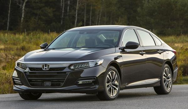 20萬左右買什么車好,選擇這款不后悔(本田雅閣)