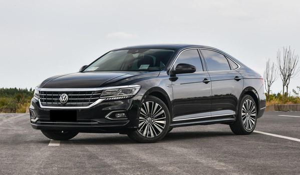 30萬(wàn)以內(nèi)買什么車好，別克君越實(shí)力超群（不比奧迪A6L差）