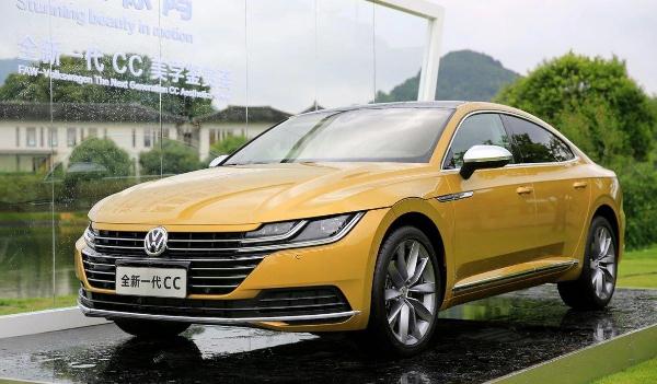 30萬左右買什么車,最美車型大眾CC(最美的大眾車)