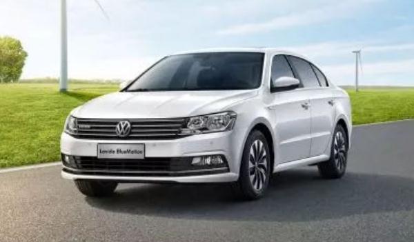 十五萬買什么車好,大眾朗逸值得擁有(符合年輕人口味)