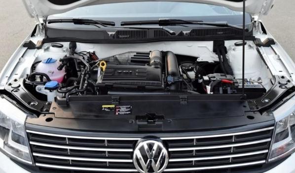 十五萬買什么車好,大眾朗逸值得擁有(符合年輕人口味)