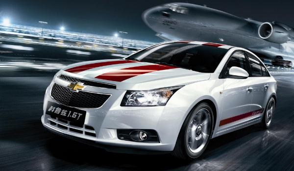 10萬內買什么車好,時尚浪漫的悅動(適合年輕女性)