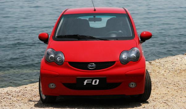 5萬以內買什么車好,比亞迪F0配高性能環保的發動機(油耗低)