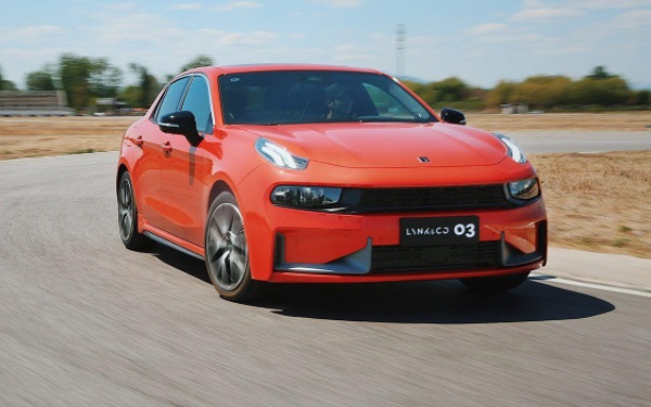 領克03價格報價及參數 領克03的落地價12萬左右