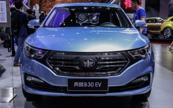 奔騰b30ev電動車怎么樣 最大續航里程可達230km