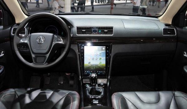 1.5L發(fā)動機國產(chǎn)大空間 東風(fēng)風(fēng)光370報價及配置7座