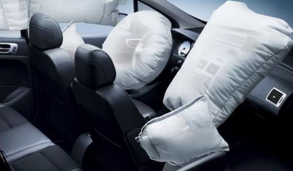 安全氣囊，安全帶的輔助裝置（關(guān)鍵時(shí)候能救命）