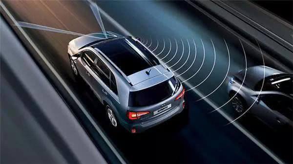 什么是并線輔助，也成為盲區(qū)監(jiān)測（輔助裝置）