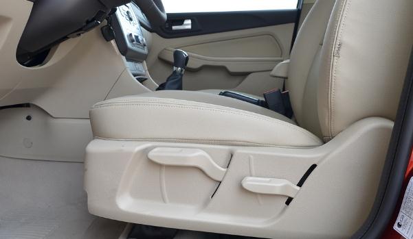 座椅高低調(diào)節(jié),怎么舒服怎么調(diào)(手動調(diào)節(jié)、自動調(diào)節(jié))