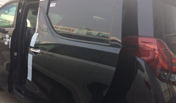 什么是側滑門,高端車型的標配(方便個性又實用)