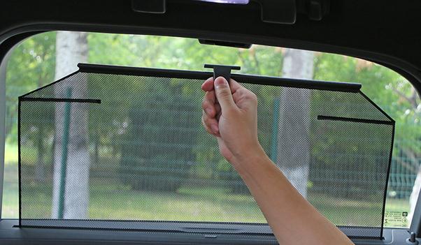 什么是后風(fēng)擋遮陽簾,能夠遮擋紫外線(夜間不宜使用)